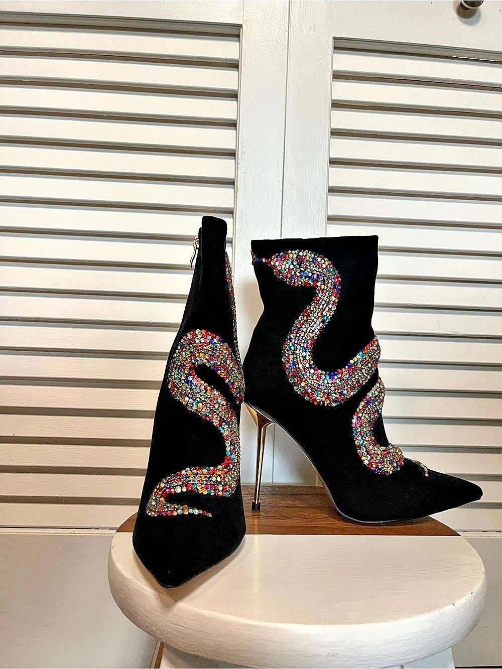 Embellished Black Pointed-Toe Heels